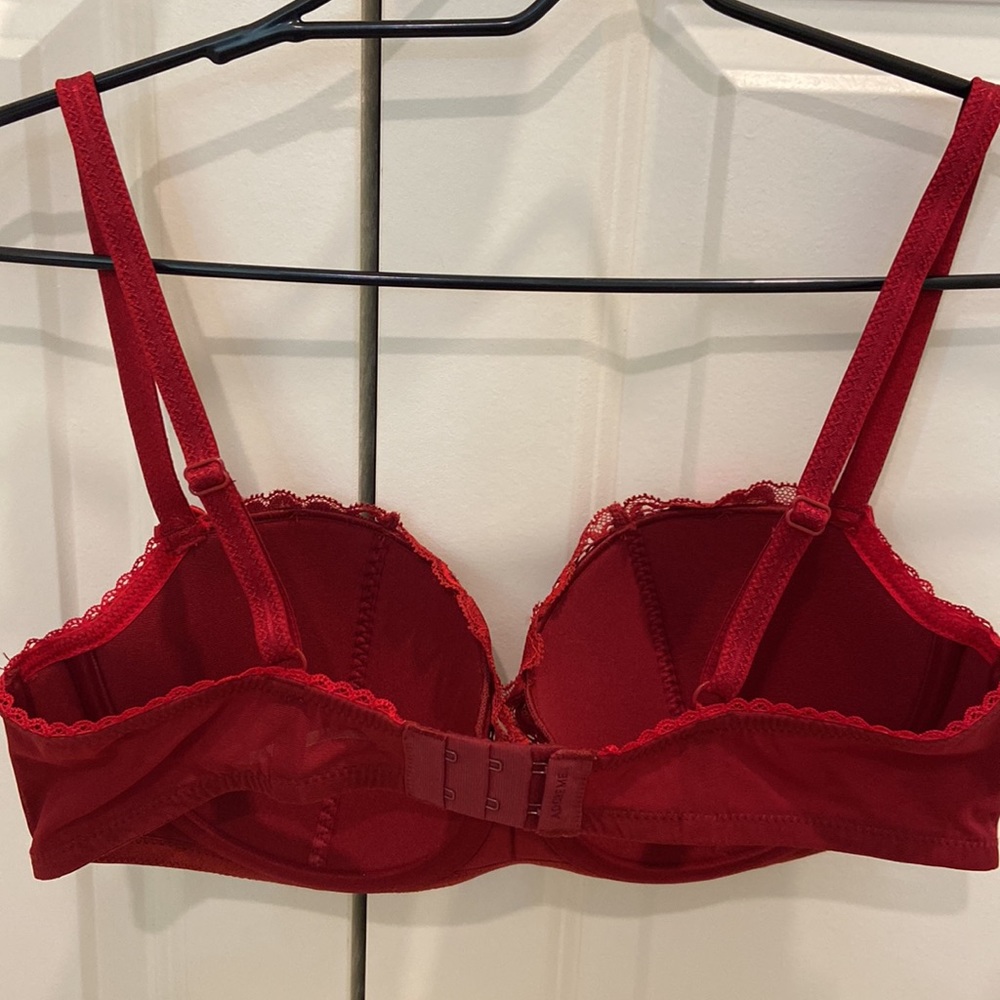 NEW! Adore Me red, lined, lace bra AND matching hiphugger panty. Only worn once - Picture 3 of 6